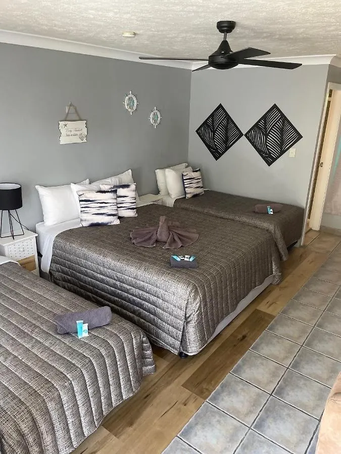 Limassol Motel Gold Coast  Labrador